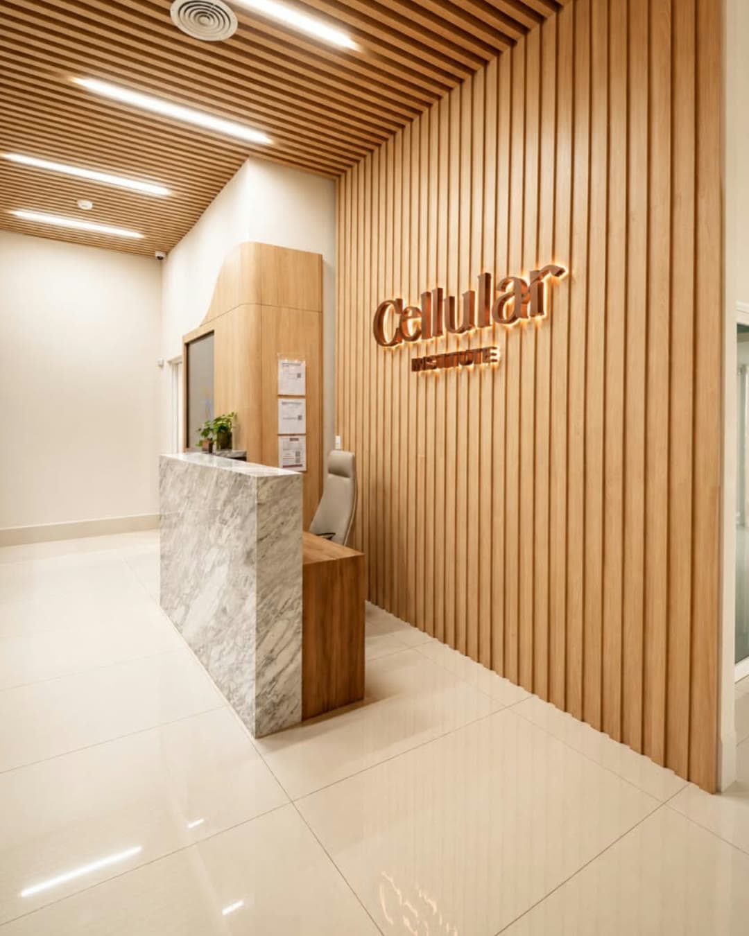 The reception of the Cellular Institute clinic in Cancún
